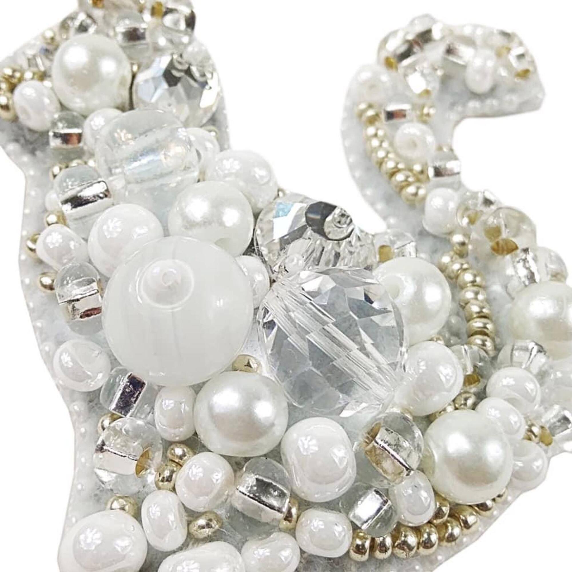 Crystal Art Beadwork Kit For Creating Brooch Cat
